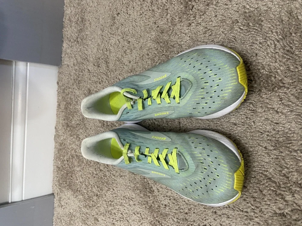 Brooks Hyperion Shoes Womens Size 10 Green Yellow Running Athletic Sneakers